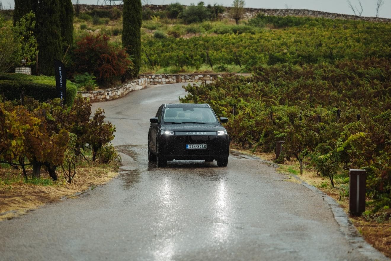 JAECOO 5: Το SUV που τα κάνει όλα – Υβριδικό, ηλεκτρικό και pet-friendly