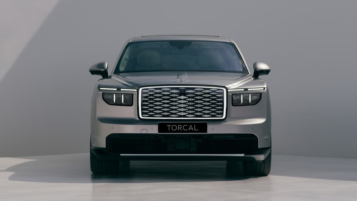 Bentley: Νέα εποχή με plug-in hybrid και ηλεκτρικά μοντέλα